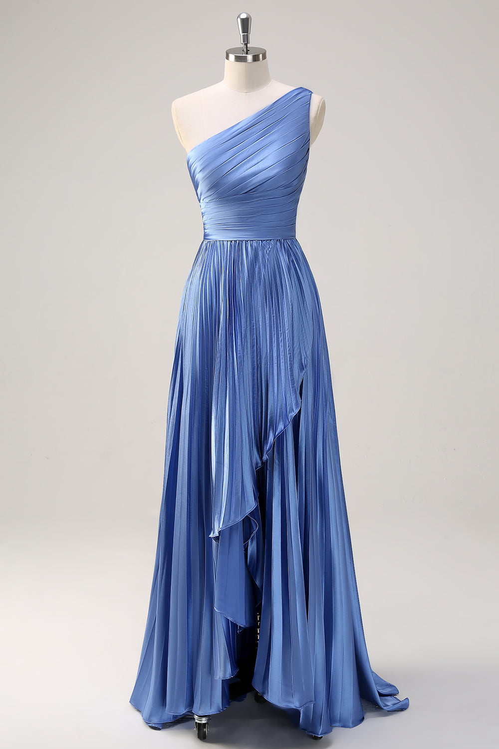 Robe longue bleu fendue à une épaule avec volants plissés
