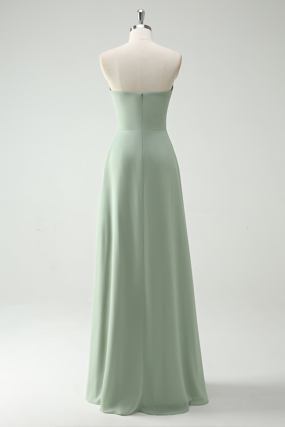 Robe longue bustier vert sauge, A-ligne avec fente et volants – demoiselle d’honneur